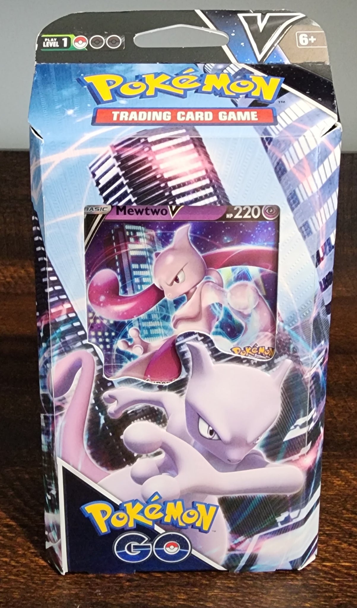 Pokémon TCG: Pokémon GO Mewtwo V Battle Deck